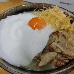 もつ月見ラーメン