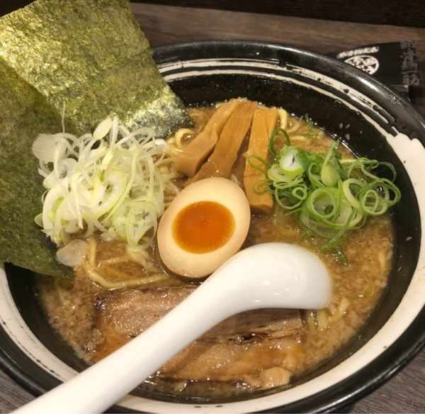 「節骨こってりらーめん」@節骨麺たいぞう 池袋本店の写真