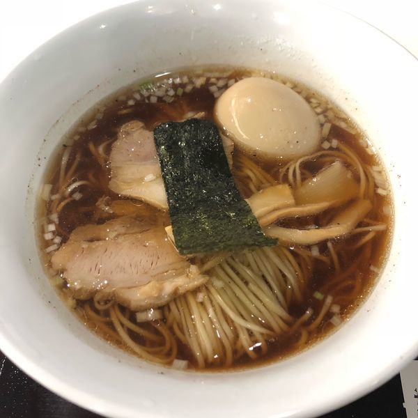 「味玉入り中華そば」@カドヤ食堂 阪神梅田店の写真