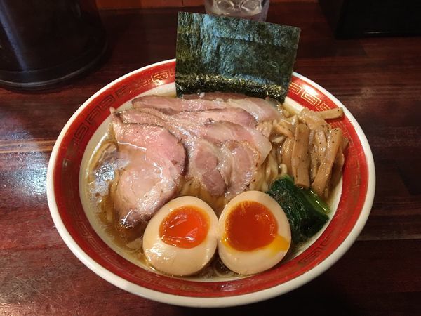 「特しょうゆ(平打)」@麺処 懐やの写真