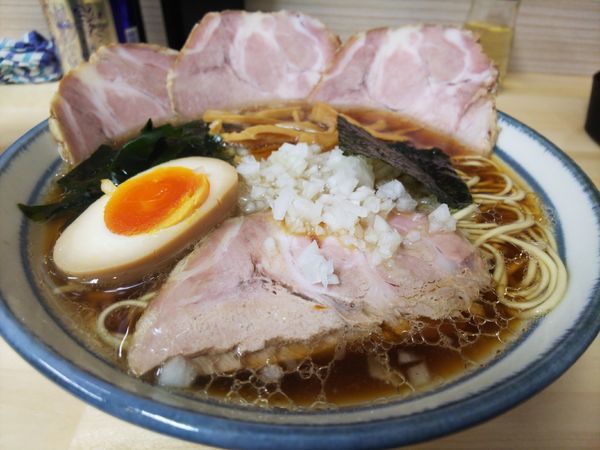 「ラーメン650円＋２枚チャーシュー150円」@一陽来福の写真