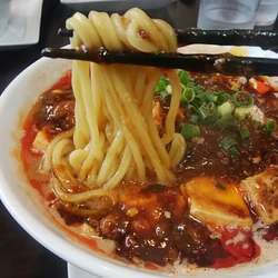 麻婆担々麺