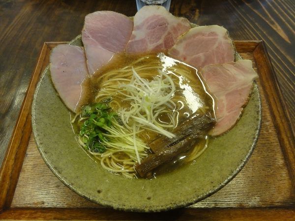 「煮干しそば（並盛）」@自家製麺 若葉の写真