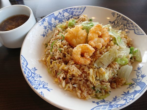 「天然海老とシャキシャキレタスのXO醤チャーハン809円」@バーミヤン 新座東店の写真