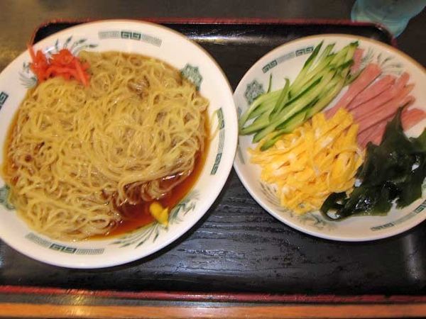 「黒酢しょうゆ冷し麺　530円」@日高屋 上野広小路店の写真
