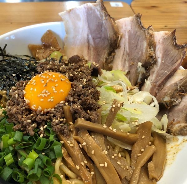 「まぜそば➕チャーシュー」@東池袋大勝軒 昭島店の写真