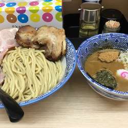 つけめん(中)＋チャーシュー