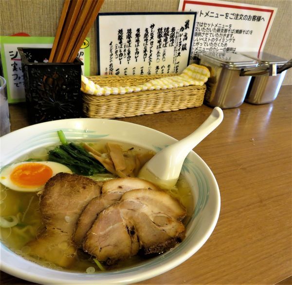 「焼豚そば（3枚入り、800円）」@武田流 古式カレーライス 支那そば インディアン 本店の写真