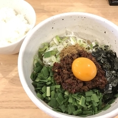 らーめん まぜそば てっぺん ナゴヤドーム前店の画像