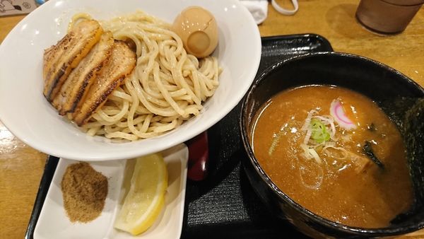 「３年２組(つけ麺1130円)」@らぅ麺 ガラ喰楽学校 大宮店の写真