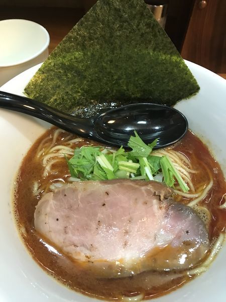 「赤ラーメン（辛） 800円」@いのうえの写真