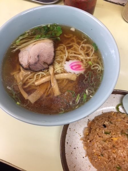 「半ナシ＋ラーメン　800円」@中華料理 幸楽の写真