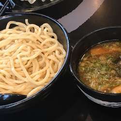 つけ麺 黒