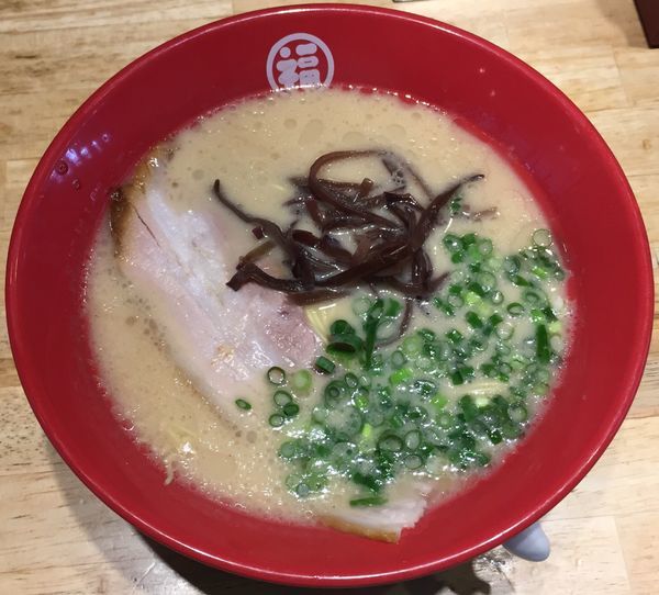 「ラーメン480円他」@豚骨らーめん 福の軒 秋葉原店の写真
