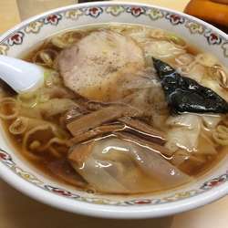 ワンタン麺(1250円)