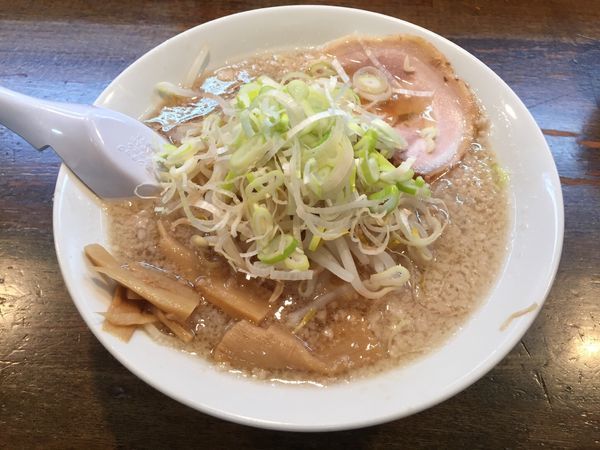 「醤油らーめん（750円）」@こってりらーめん 誉の写真