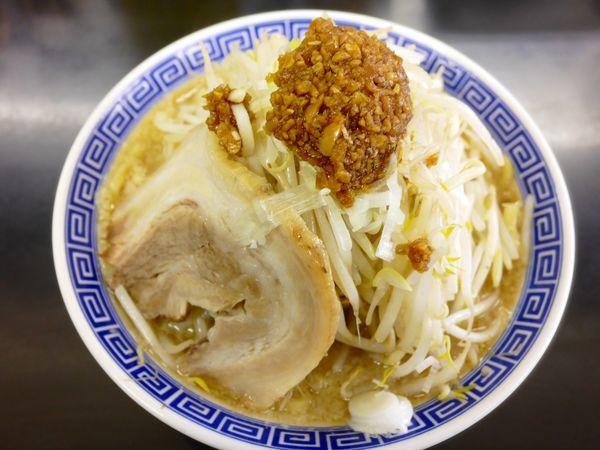 「ラーメン¥750／にんにく普通¥0」@東葛MARUKAKU 南柏店の写真