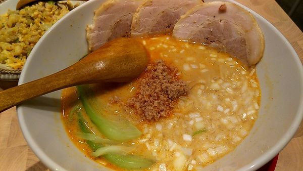 「チャーシュー坦々(並)+レタスチャーハン(小)セット」@Tan Tan Noodle Shop 担担 烏丸店の写真