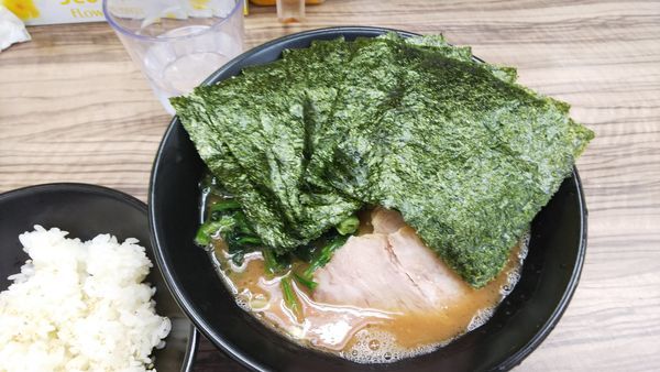 「ラーメン」@家系らーめん 武蔵家 川越店の写真