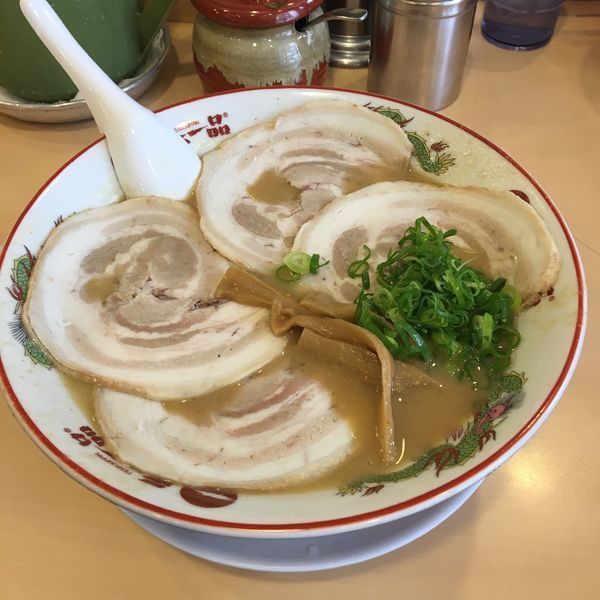 「チャーシュー麺＋特大」@天下一品 神田店の写真