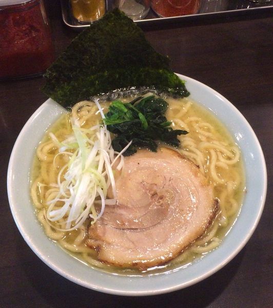 「塩ラーメン」@蝙蝠の写真