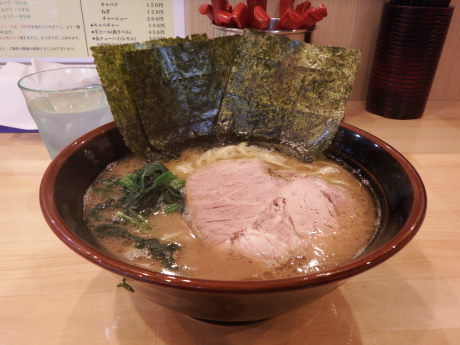 「ラーメン　並」@横浜ラーメン 北村家の写真