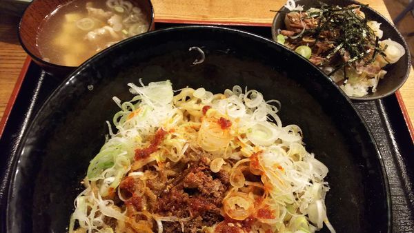 「麻辣油そば定食」@麺屋東京かとむらの写真