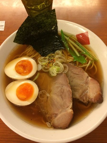 「東京駅醤油中華そば980円」@東京の中華そば ちよがみの写真