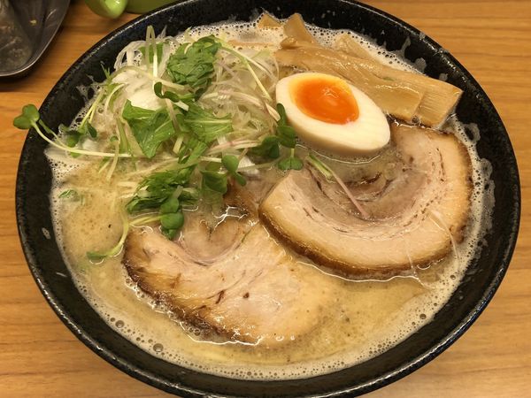 「こってり鶏白湯らーめん（大）」@麺道部の写真