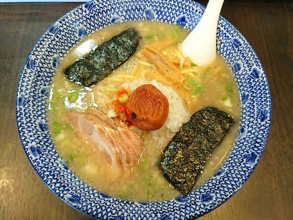 「みぞれチャーシューメン(中)」@がんこや かるがんラーメン 千代田本店の写真