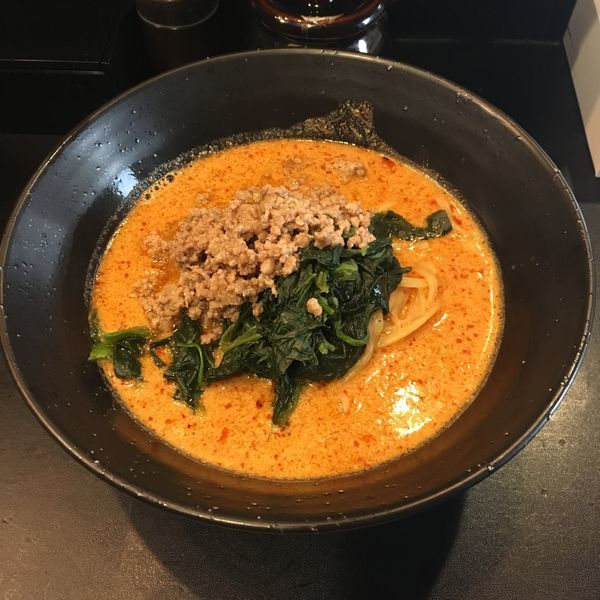 「飢餓」@地獄の担担麺 護摩龍 百人町総本山の写真