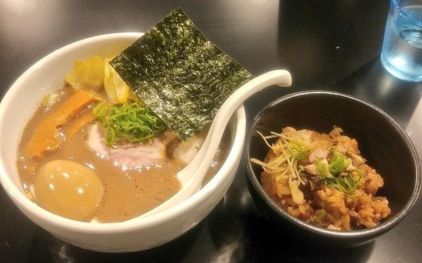 「特製豚そば　950円」@AKEBIの写真