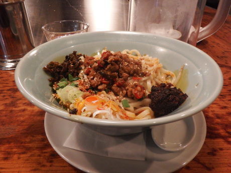 「汁無し担々麺」@麺屋 空海 恵比寿店の写真