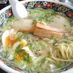 「味彩塩拉麺」@函館麺厨房あじさい 本店の写真