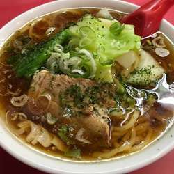 手打ち中華そば  700円