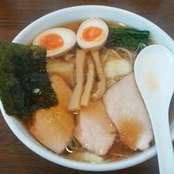 味玉ワンタン麺