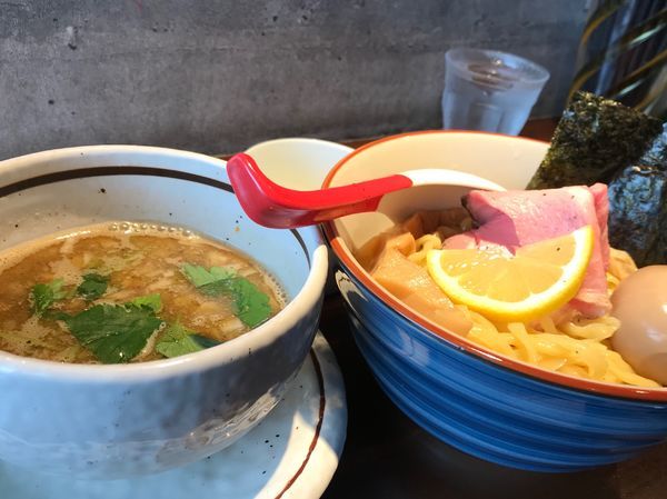 「つけ麺（玉ねぎ、味玉追加）」@中華蕎麦 志の写真