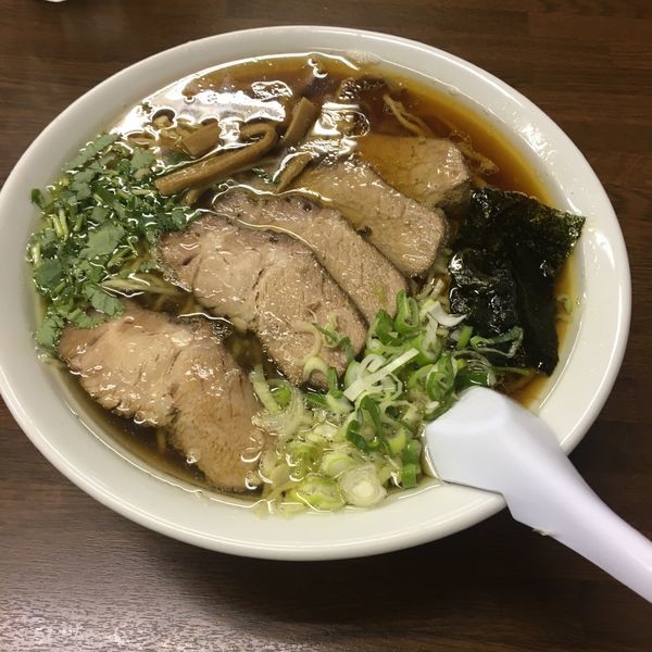 「チャーシュー麺＋大盛」@三憩園の写真