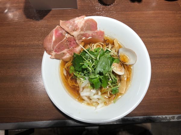「赤鶏と蛤の淡麗中華そば 醤油」@麺屋 ねむ瑠の写真