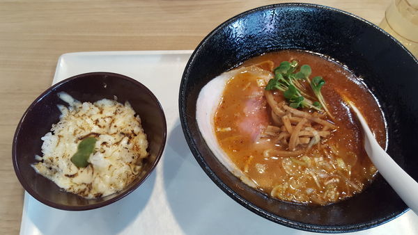 「海老ラーメン、焼きチーズご飯」@海老らーめん 肇の写真