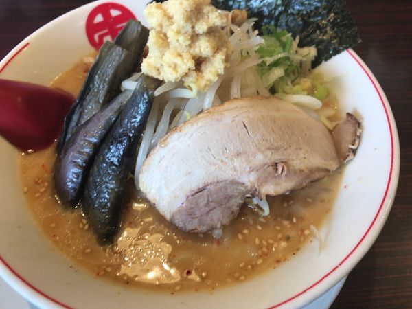 「冷やし生姜茄子味噌拉麺880円」@完熟らーめん 本丸の写真