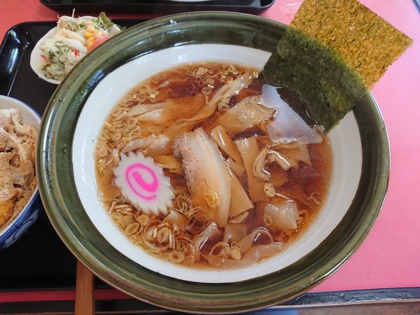 「ラーメン(帯麺) 大盛」@元祖帯麺 梅田飯店の写真