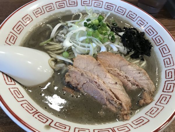 「極濃厚煮干しそば」@煮干中華そば専門 煮干丸の写真