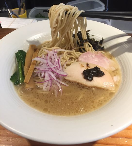 「鯛白湯ラーメン850円」@麺処 篠はらの写真