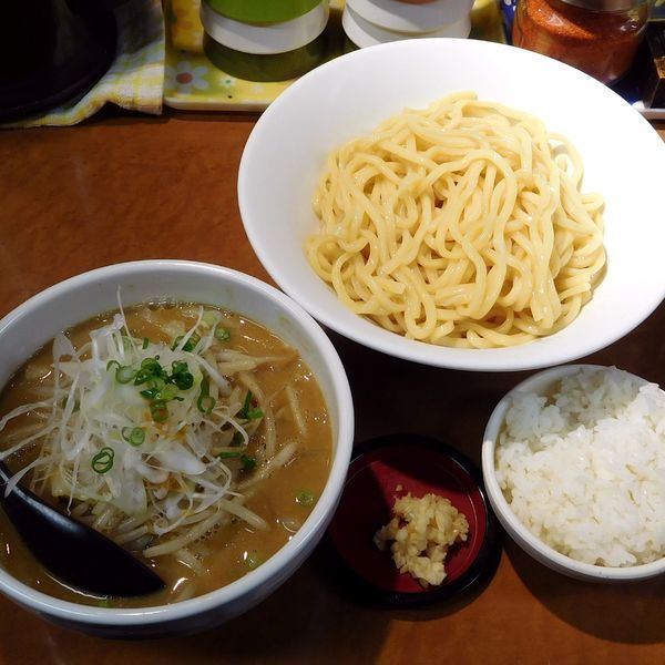 「味噌つけ麺（830円）」@萬馬軒 花橙の写真
