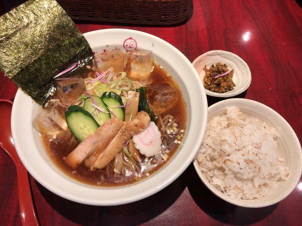 「冷ったいラーメン+麦ごはんだしセット／¥850+100」@麺ダイニング ととこの写真