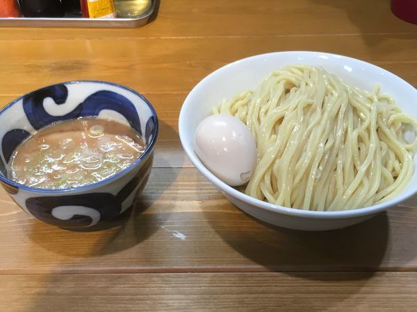 「味玉ゴールデンつけめん(醤油)＆大盛」@ゴールデンタイガーの写真