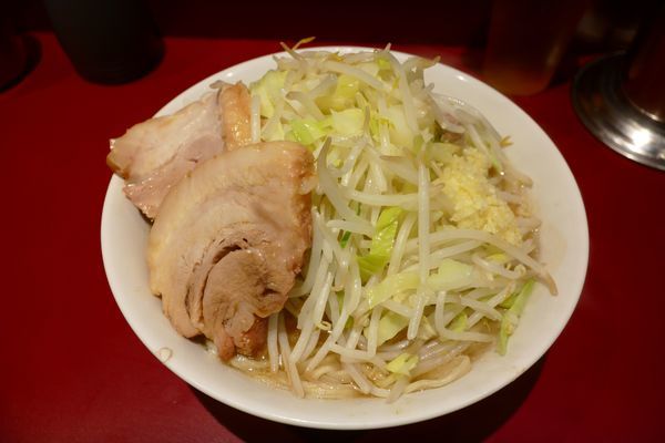 「小ラーメン¥700／ニンニク¥0」@ラーメン二郎 荻窪店の写真