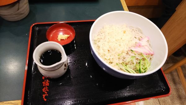 「冷やしたぬきそば」@小諸そば 朝霞台店の写真