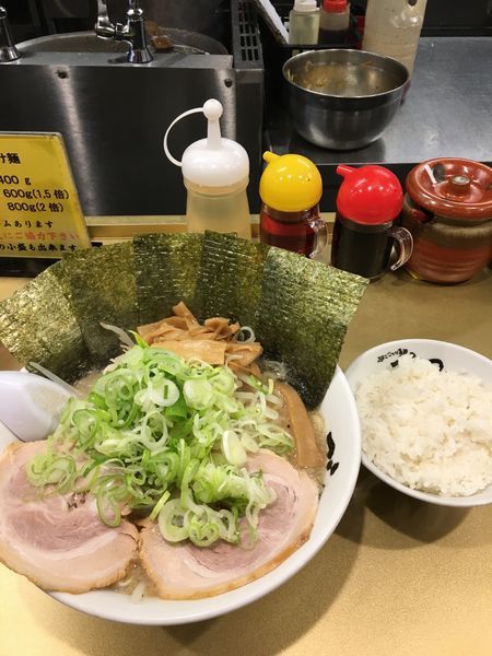 「ラーメン」@超ごってり麺 ごっつ 亀戸本店の写真